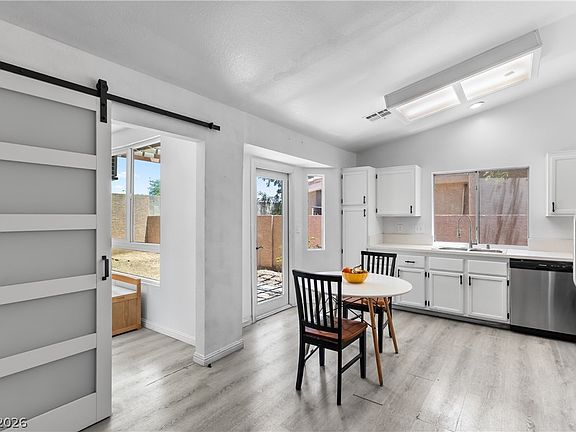 3rd image of 2066 Glistening Sands Dr