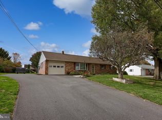 810 Snyder Hill Rd, Lititz, PA 17543