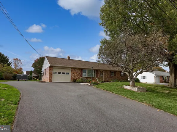 810 Snyder Hill Rd, Lititz, PA 17543