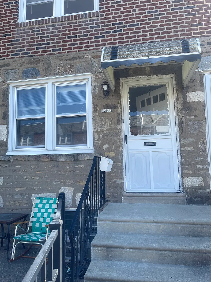 Building Photo - 2707 Stevens St