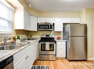 6716 W 76th St APT B, Overland Park, KS 66204