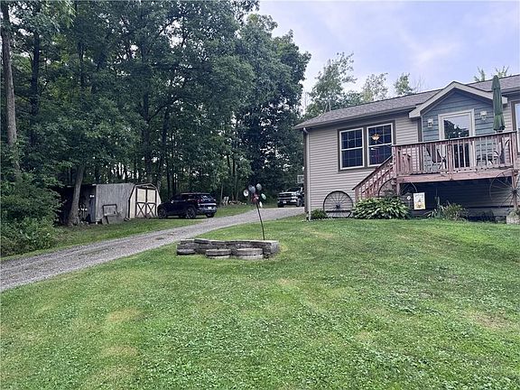 2nd image of 1399 Carmichael Rd