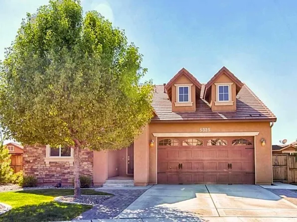 5325 Desertstone Ct, Sparks, NV 89436