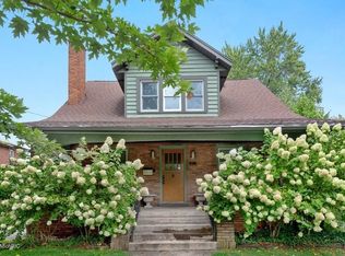 111 Locust St E, Three Oaks, MI 49128