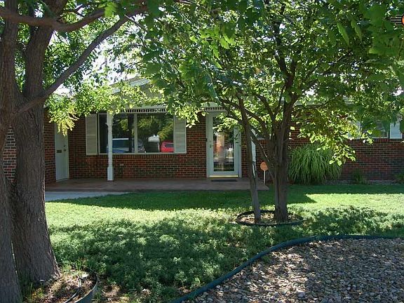 2nd image of 105 Texas Dr