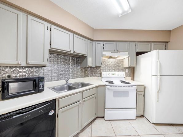 10630 Westbrae Pkwy APT 606