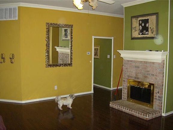 4th image of 5710 Edinburg Dr