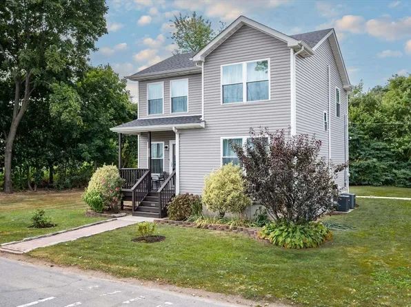 201 2nd Avenue, Lindenhurst, NY 11757