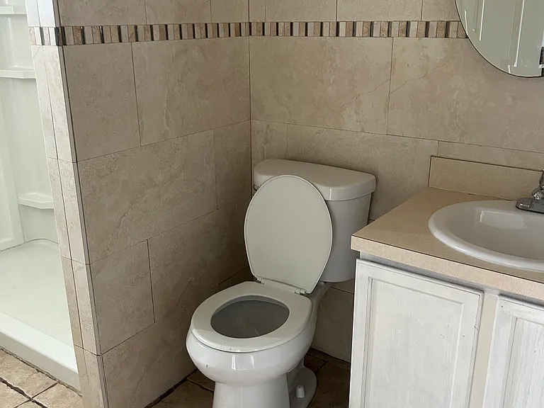 5105 Iris Ct — Photo 4