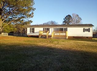 587 Stallings Rd, Zebulon, NC 27597
