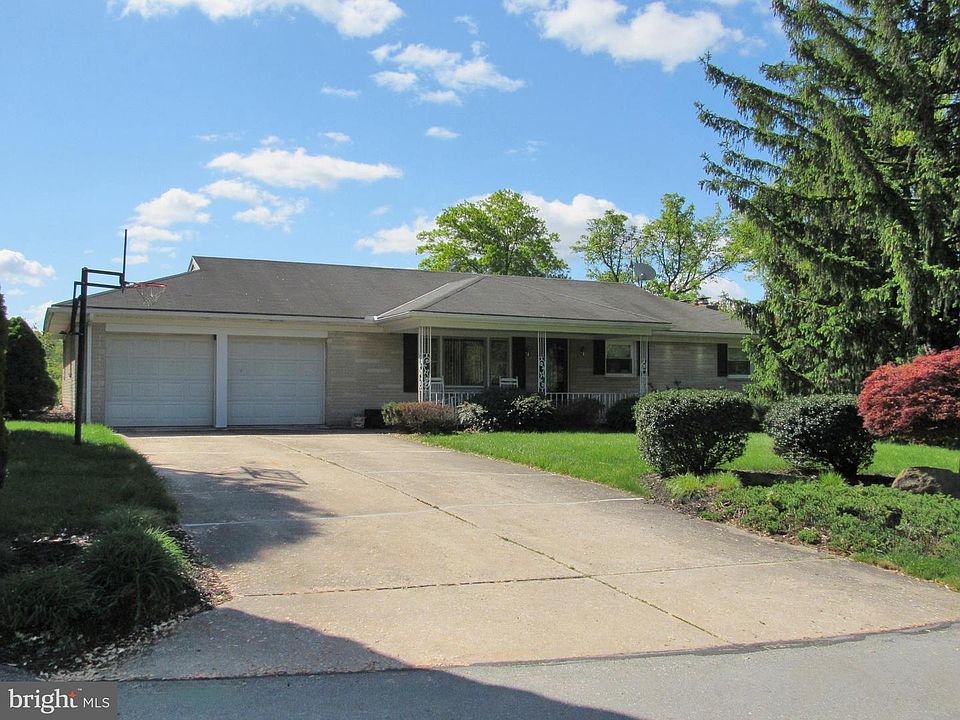 1st image of 2013 Black Oak Dr