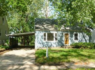 4132 15th St, Des Moines, IA 50313