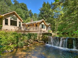 19 Sawmill Rd, Lebanon, NJ 08833