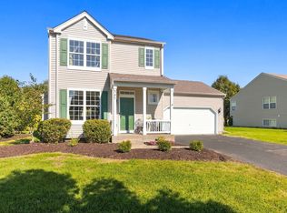 347 Coneflower Dr, Minooka, IL 60447
