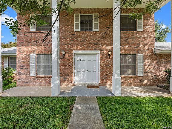 3rd image of 5827 GRASS HILL DR