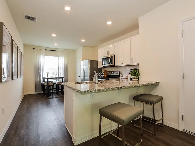 50 Center Grande Rd — Photo 6
