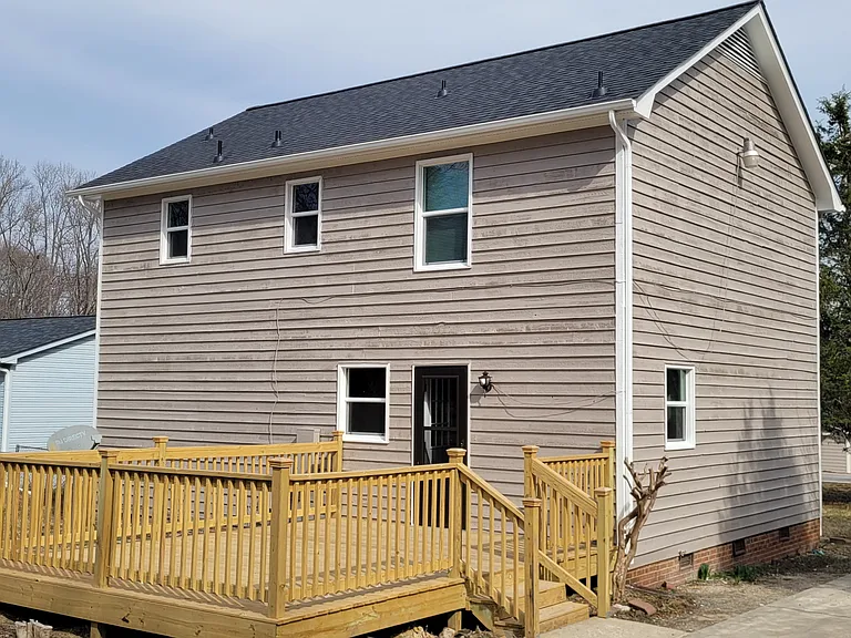 4505 Southern Webbing Mill Rd — Photo 12