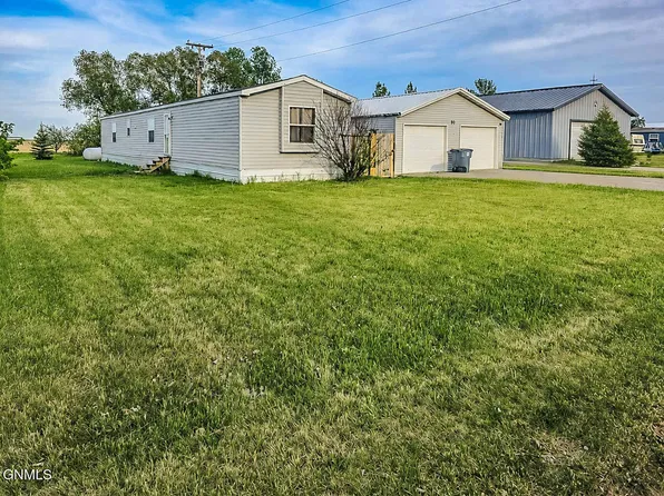 90 1st St E, Coleharbor, ND 58531