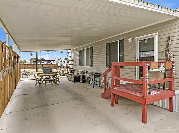 4th image of 1005 N Stewart Rd #71