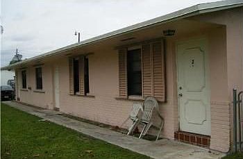 2nd image of 6138 SW 40th Ct