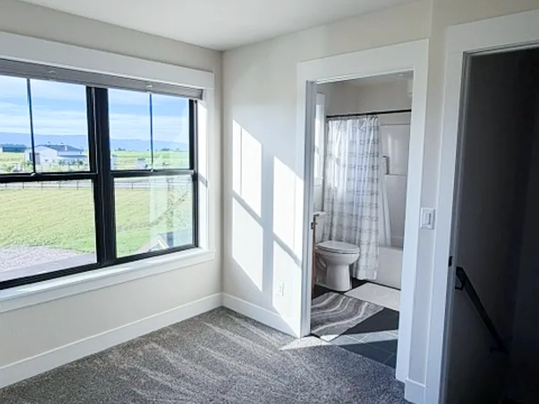 146 Majestic View Ln — Photo 18