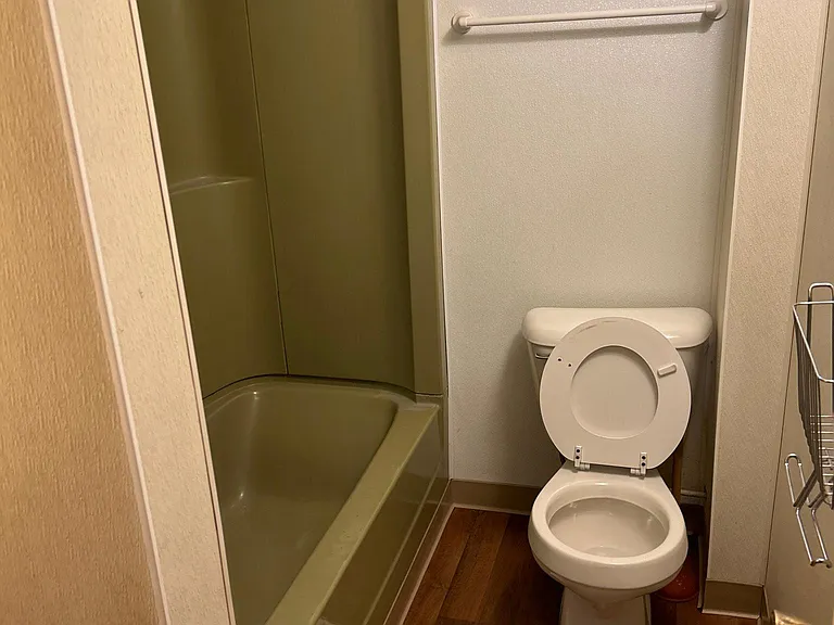 406 Belle Ave #2 — Photo 5