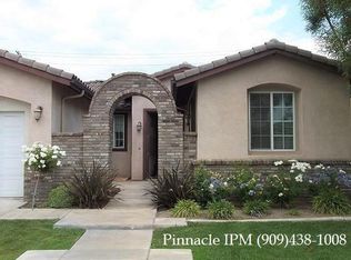 16462 Pine Forest St, Fontana, CA 92336