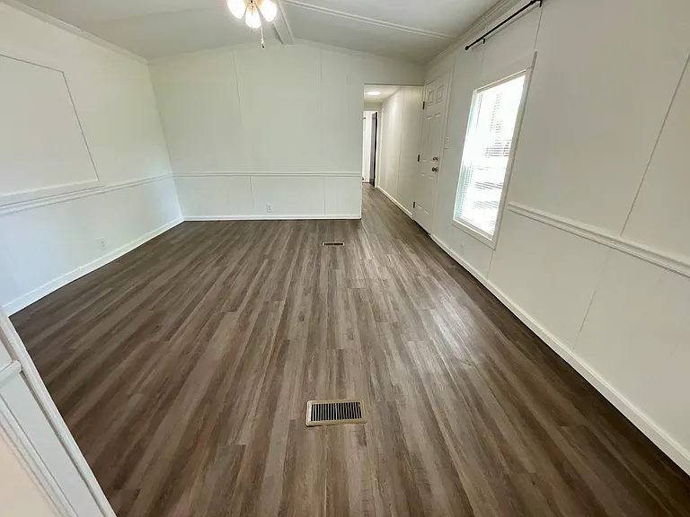 134 Atkins Rd — Photo 32