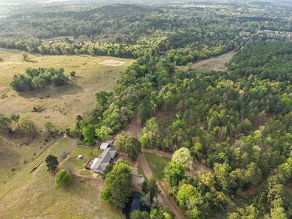 4th image of 571 County Rd