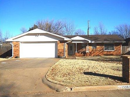 1st image of 1320 N Terrace Dr