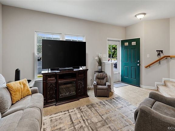 5th image of 6012 Bluffwood Ct