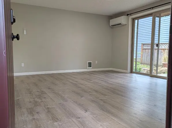 5024 81st Pl SW #2, Mukilteo, WA 98275