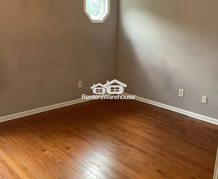 9619 Littleleaf Dr — Photo 14