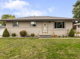 2932 E Dale AVENUE, Cudahy, WI 53110