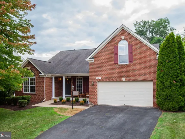 332 Preston Dr, Warrenton, VA 20186