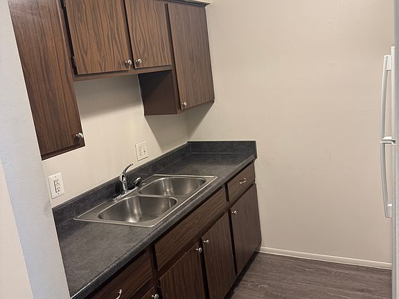 4th image of 35281 Lewis St #15