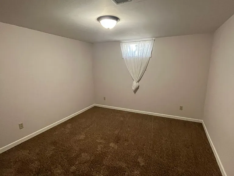 2911 Vermillion Dr — Photo 11