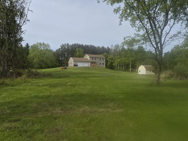 2090 Watson Hulbert Rd — Photo 16