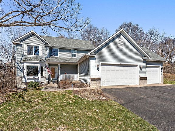 4th image of 1016 Willow River Rd N