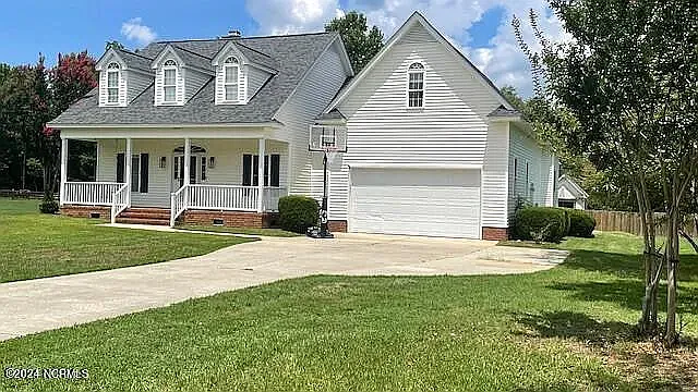 3832 Green Pastures W — Photo 1