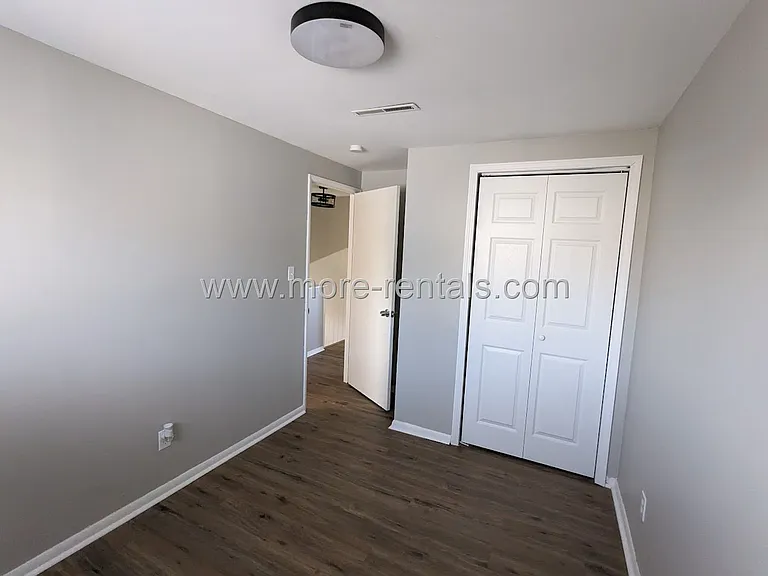 1584 Southfield Dr S — Photo 12