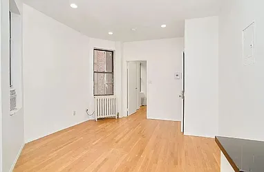 Rented by Mossanen Group