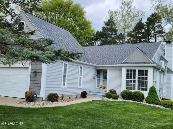 1930 Creek Lndg, Haslett, MI 48840