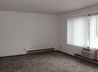 2800 Maple Dr #8-1U, Plover, WI 54467