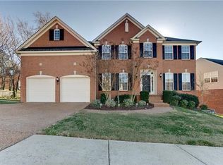 7129 Holt Run Dr, Nashville, TN 37211