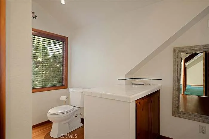 637 Crest Estates Ct — Photo 18