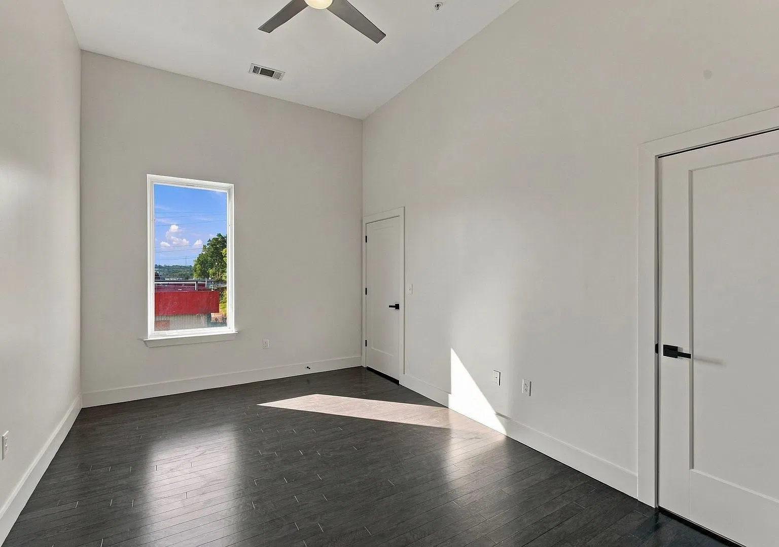RARE Corner 1-Bedroom Condo in Prime 8th Avenue South Location — Photo 3