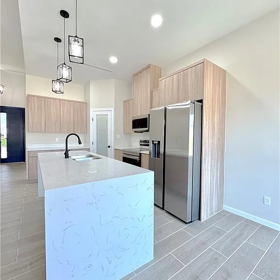 1001 Durango St — Photo 10