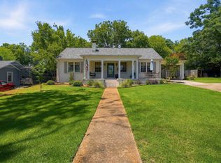 738 Riverview Dr, Florence, AL 35630