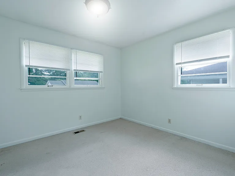 310 Jack Coleman Dr NW — Photo 9